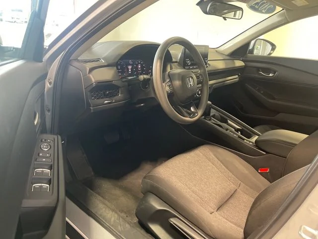 2025 Honda Accord LX - Photo 6