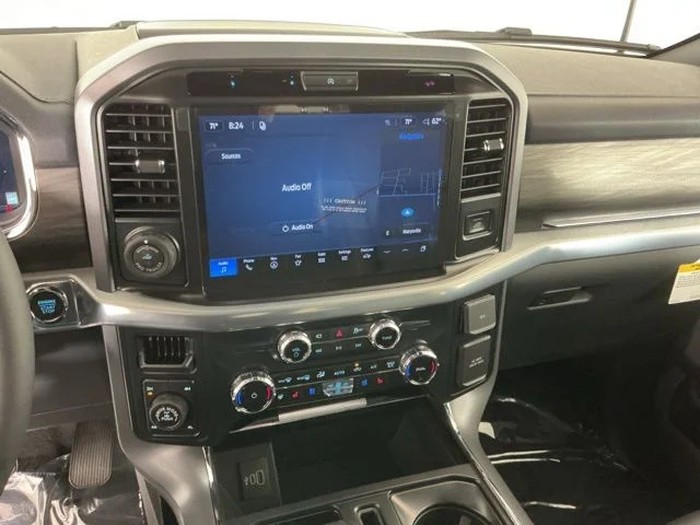 New 2026 Carbonized Gray Metallic Ford Lariat image 19