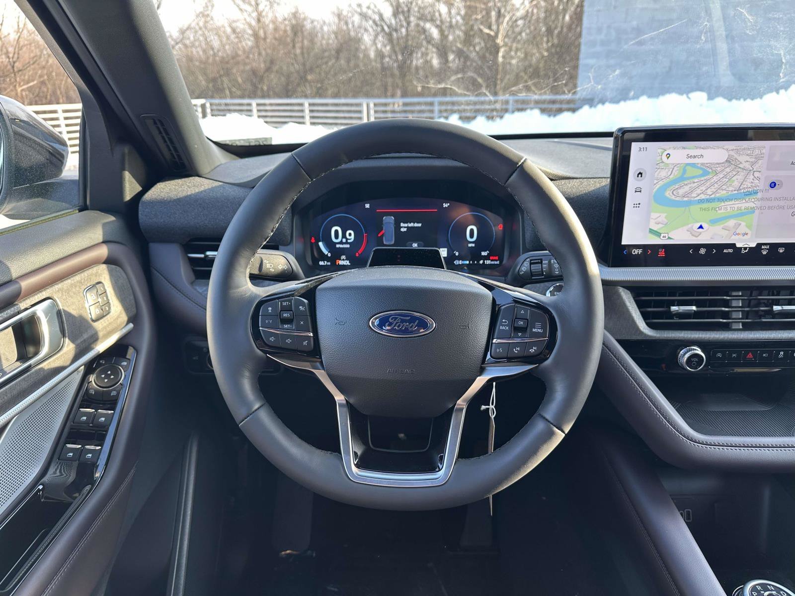 2026 Ford Explorer Platinum - Photo 10