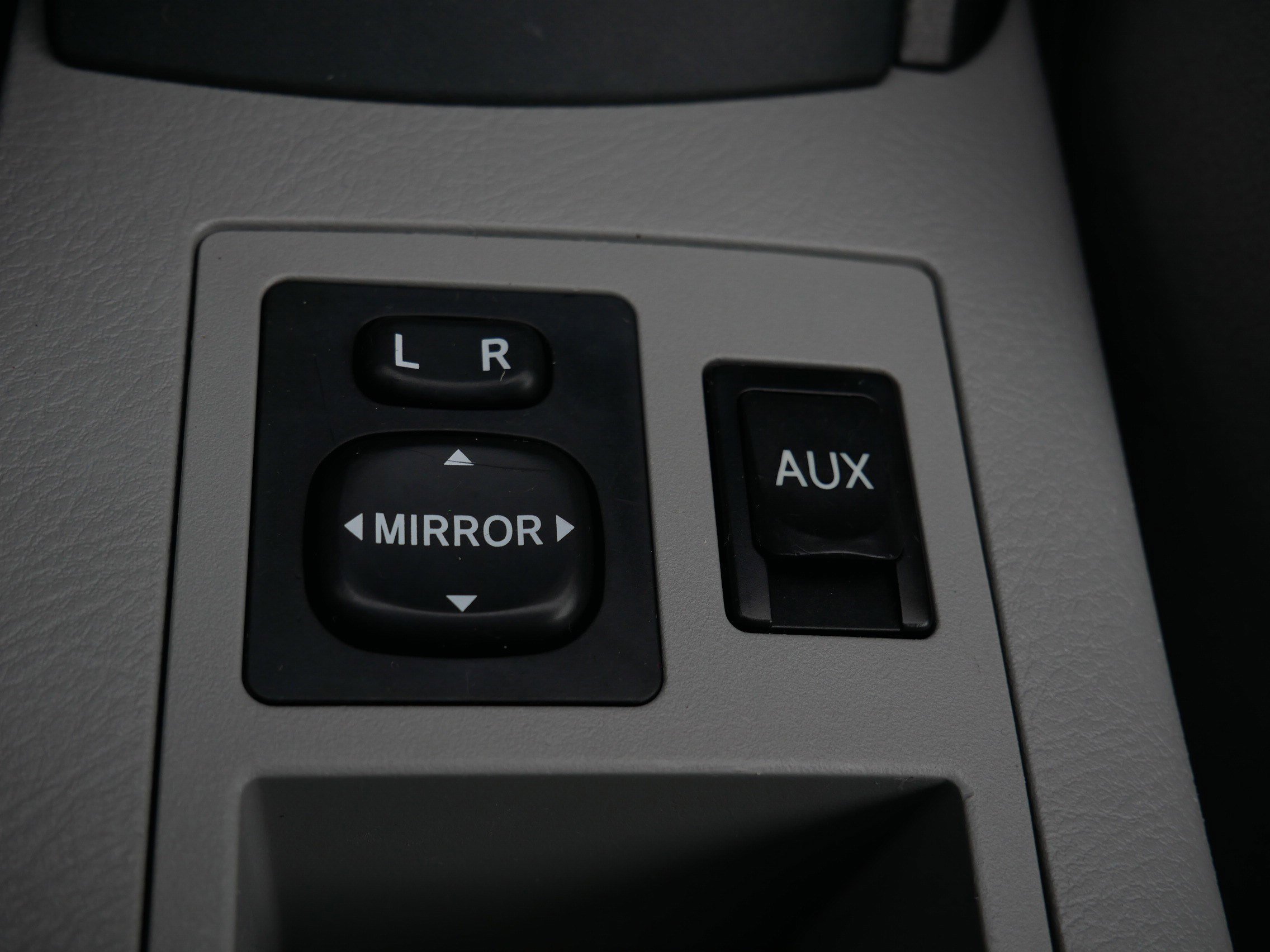 Used 2010 Black Forest Pearl Toyota 4WD 4CYL 4SPD image 31