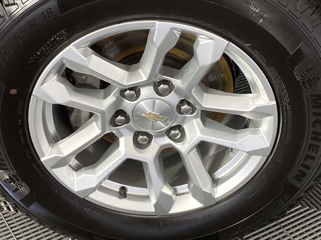 Used 2022 Red Chevrolet LT image 29
