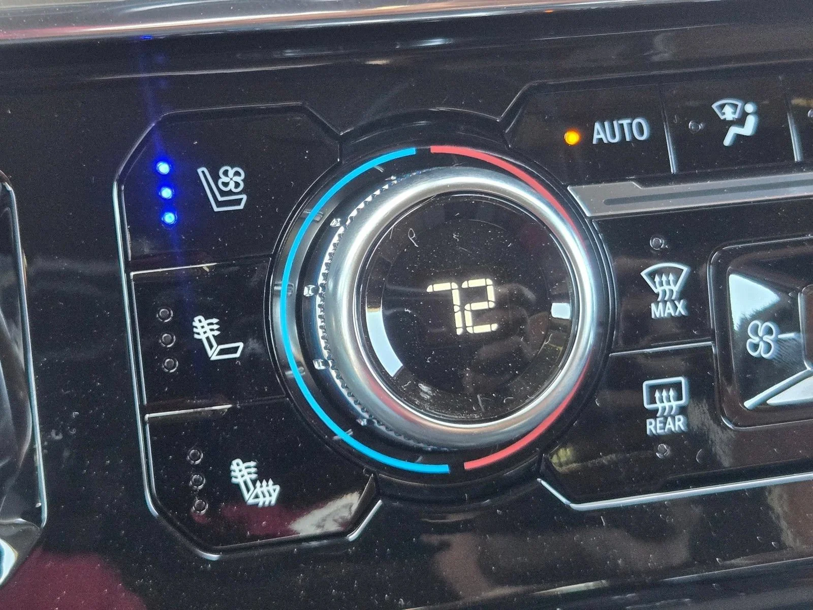 2026 GMC Sierra 2500HD Denali Ultimate - Photo 26