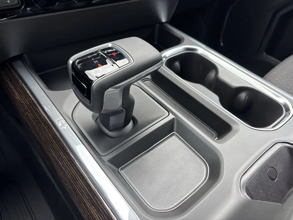 New 2026 Onyx Black GMC Elevation image 24