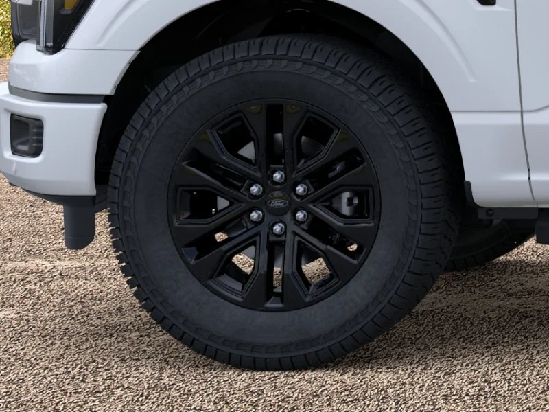 New 2026 Star White Metallic Tri-Coat Ford Lariat® image 42