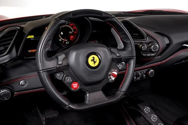 Used 2018 Rosso Corsa Ferrari  image 33