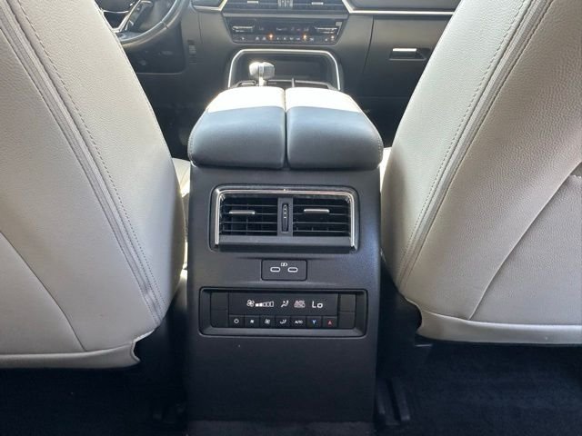 Used 2024 Gray Mazda 3.3 Turbo Preferred Plus image 32