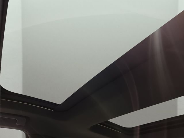 Used 2022 Diamond Cadillac Premium Luxury image 8