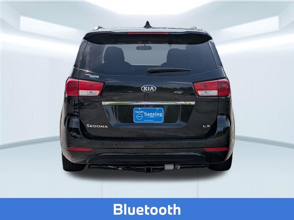 Used 2017 Black Kia LX image 6
