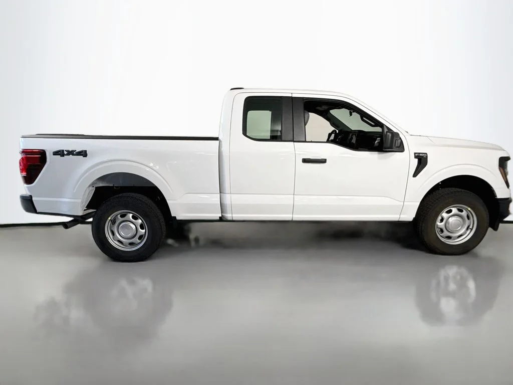 New 2026 Oxford White Ford XL image 8