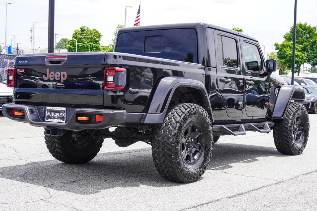 Used 2022 Black Jeep Mojave image 28