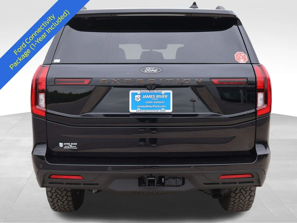 New 2026 Agate Black Metallic Ford Tremor® image 4