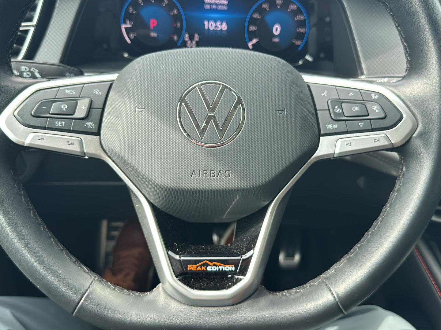 Used 2025 Avocado Green Pearl Volkswagen 2.0T Peak Edition image 10
