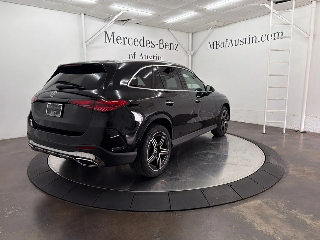 New 2026 Black Mercedes-Benz GLC 300 image 7