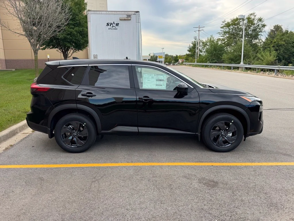 New 2027 Super Black Nissan SV image 3