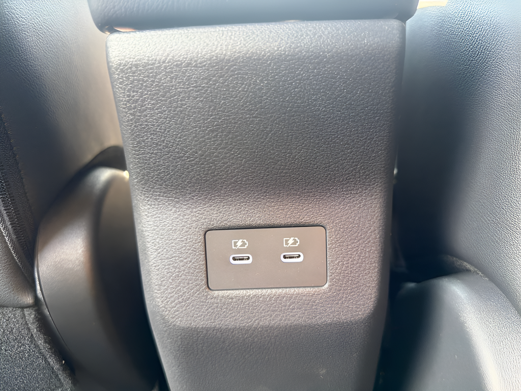 2026 Nissan KICKS SR - Photo 22