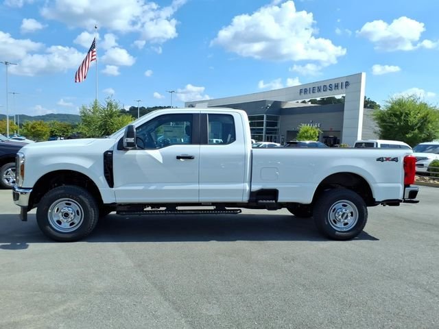 New 2027 White Ford XL image 5