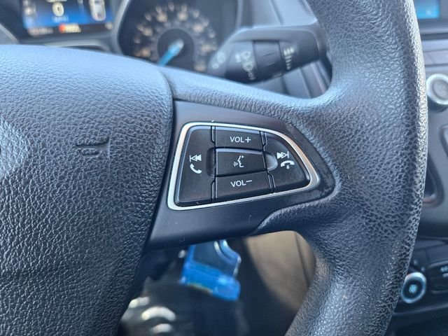Used 2016 White Ford SE image 18