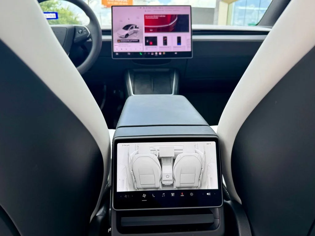Used 2026 White Tesla  image 9