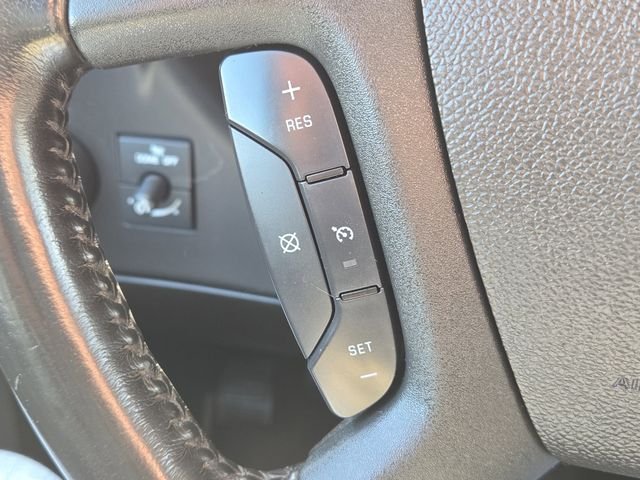 Used 2021 White Chevrolet LT image 23