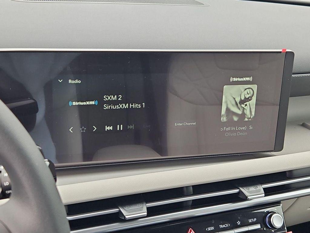 New 2026 White Hyundai SEL AWD image 17