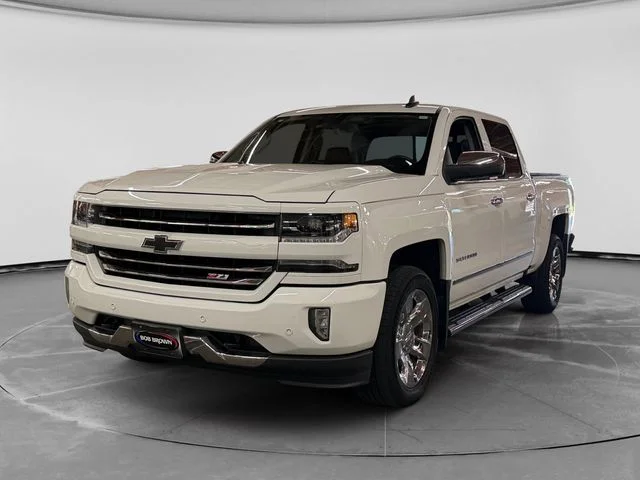Used 2018 White Chevrolet LTZ image 7