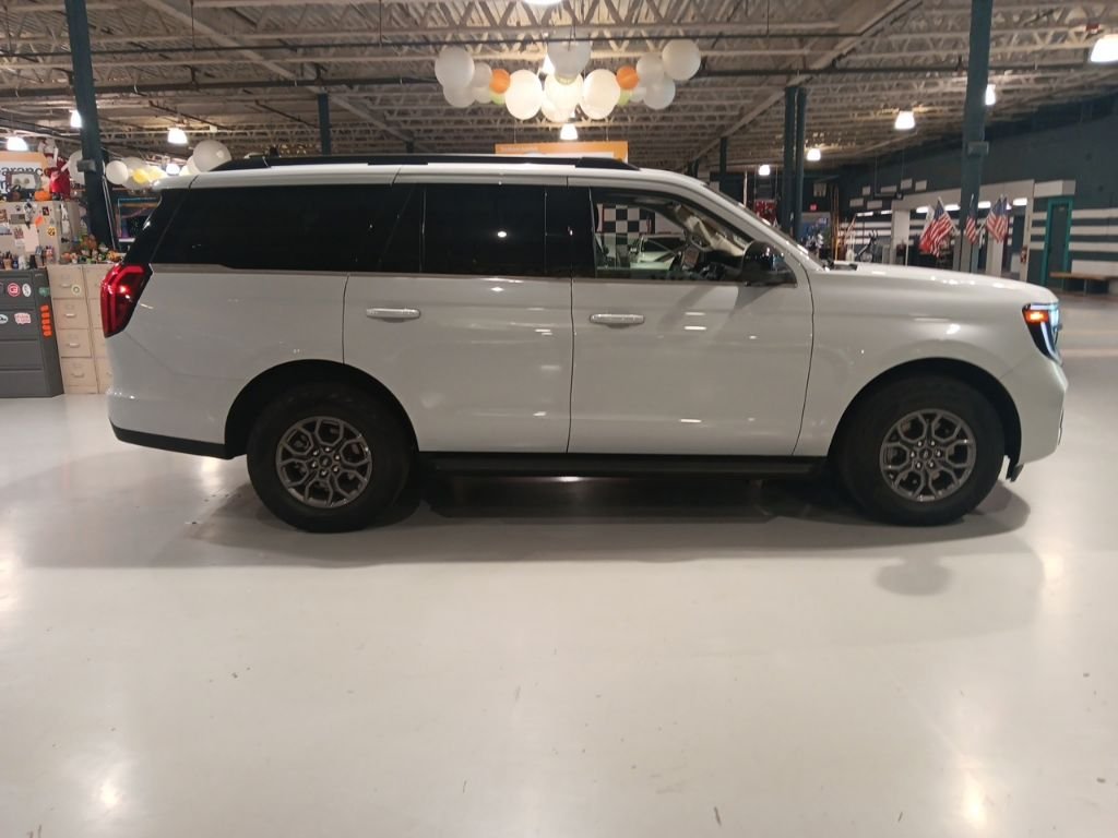 Used 2025 Silver Ford Active image 5