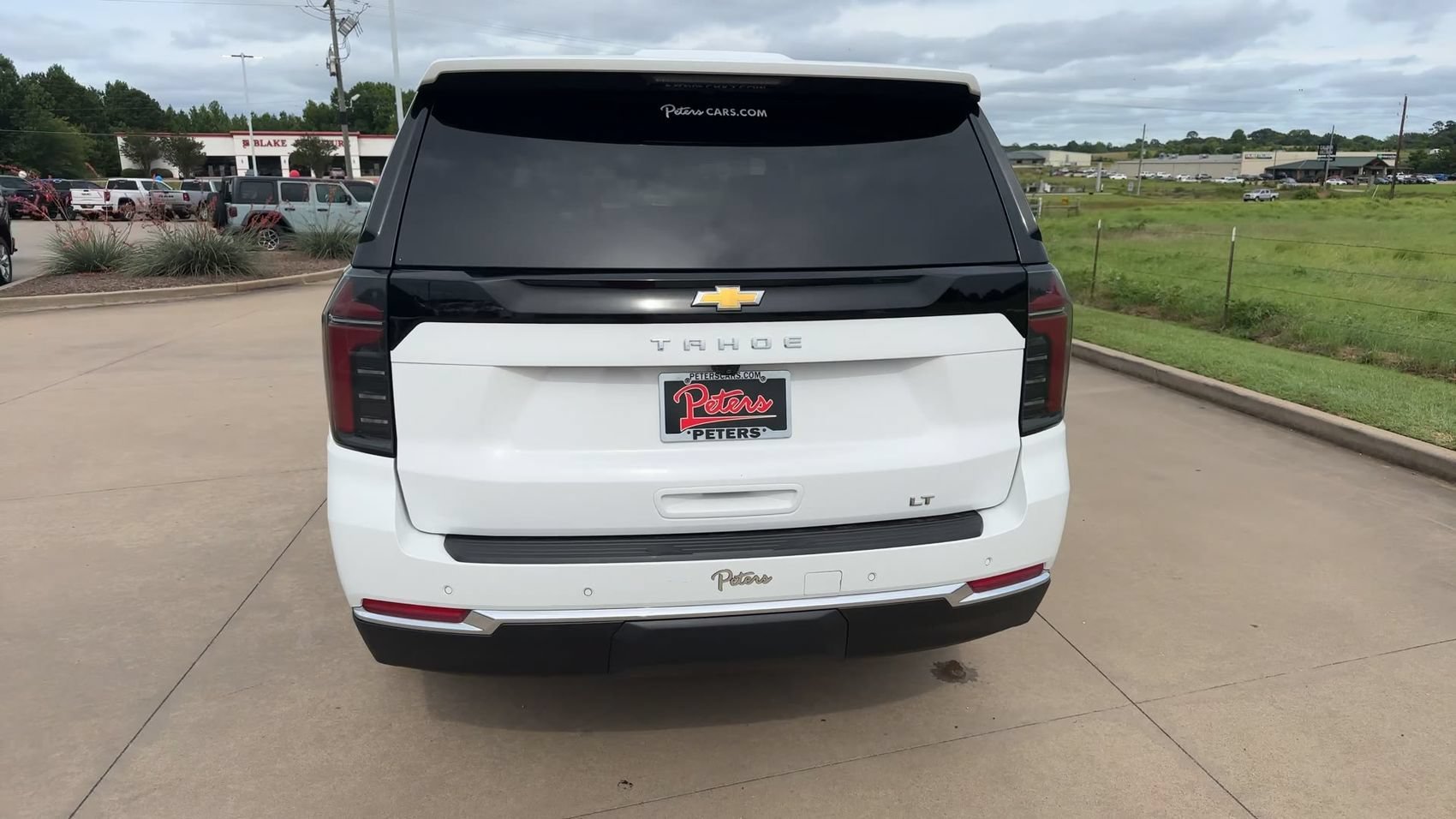 Used 2025 Summit White Chevrolet LT image 8