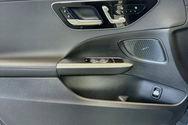 New 2026 Selenite Grey Metallic Mercedes-Benz C 300 image 46