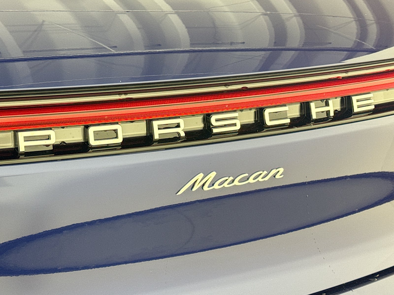 Used 2026 Gentian Blue Metallic Porsche  image 25