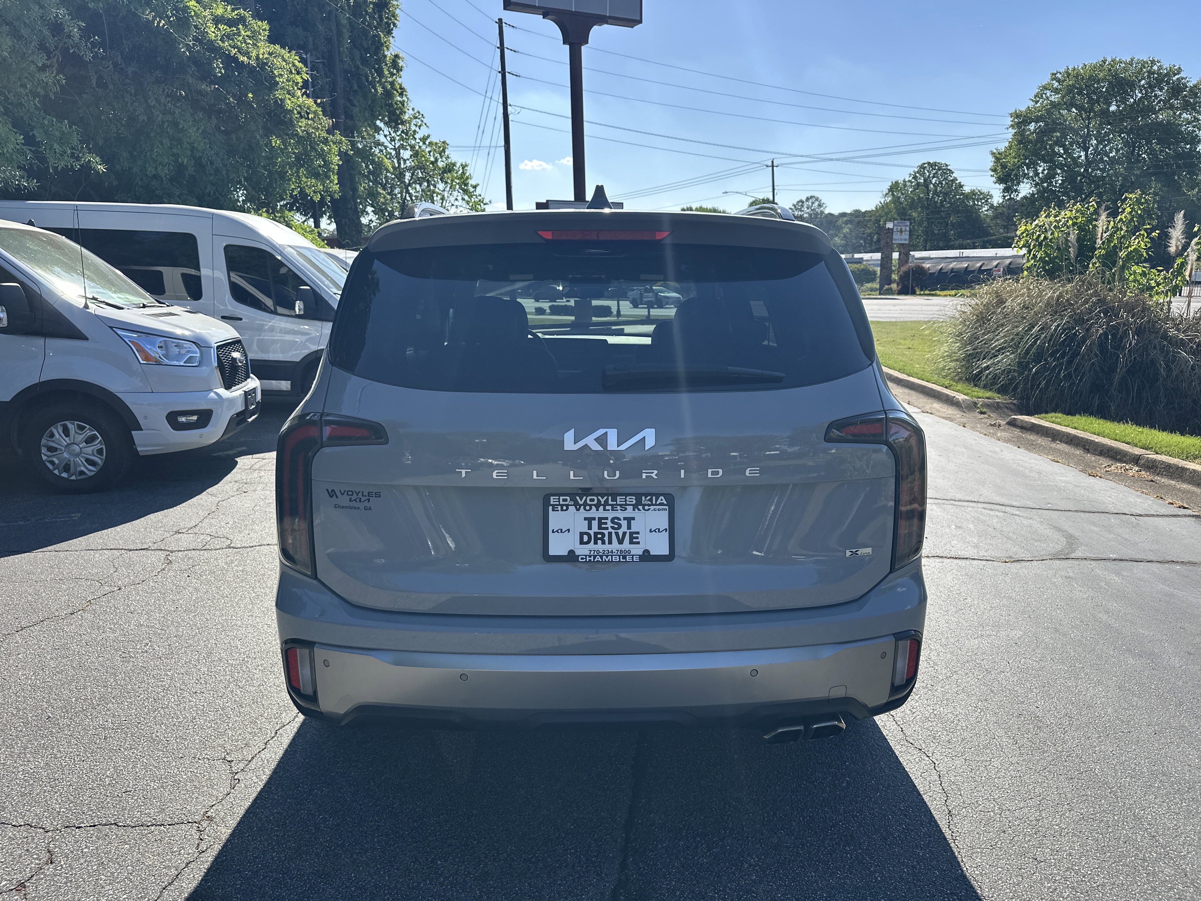 Certified Used 2023 Wolf Gray Kia EX X-Line image 7