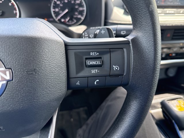 Used 2025 White Nissan S image 32
