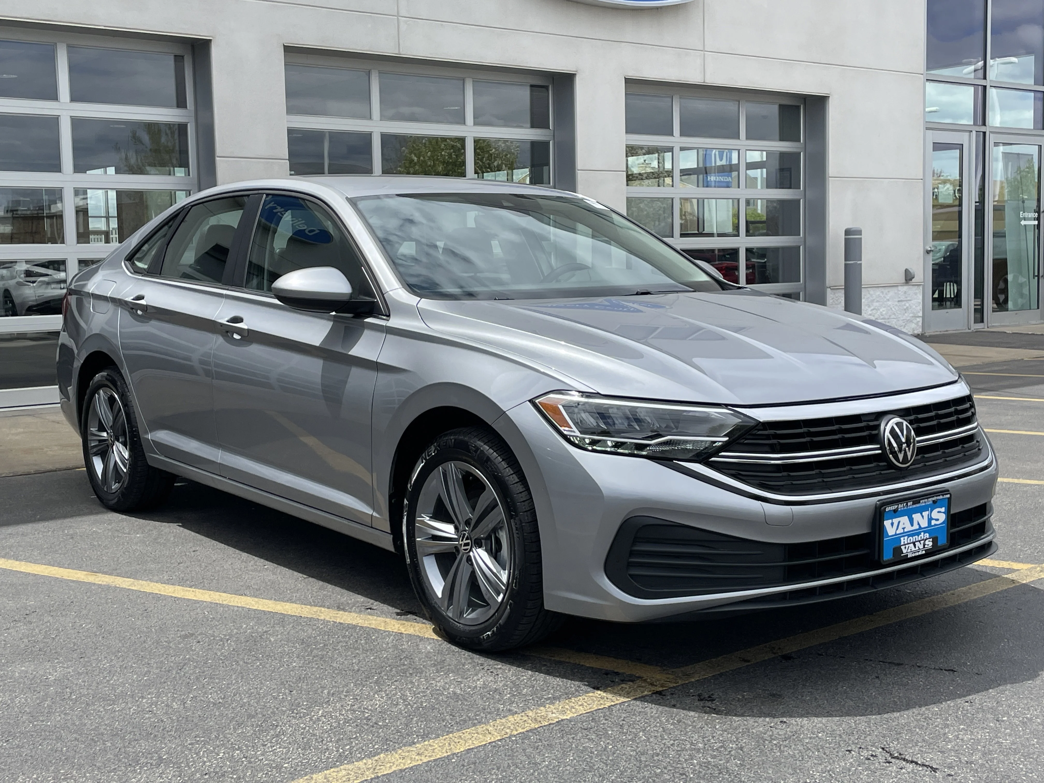 2024 Volkswagen Jetta 1.5T SE Auto SULEV's photo