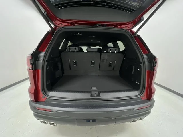 2026 GMC Acadia AT4 - Photo 27