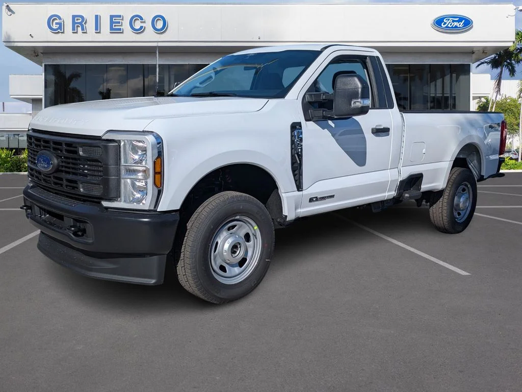 New 2026 Oxford White Ford F-350® XL image 3