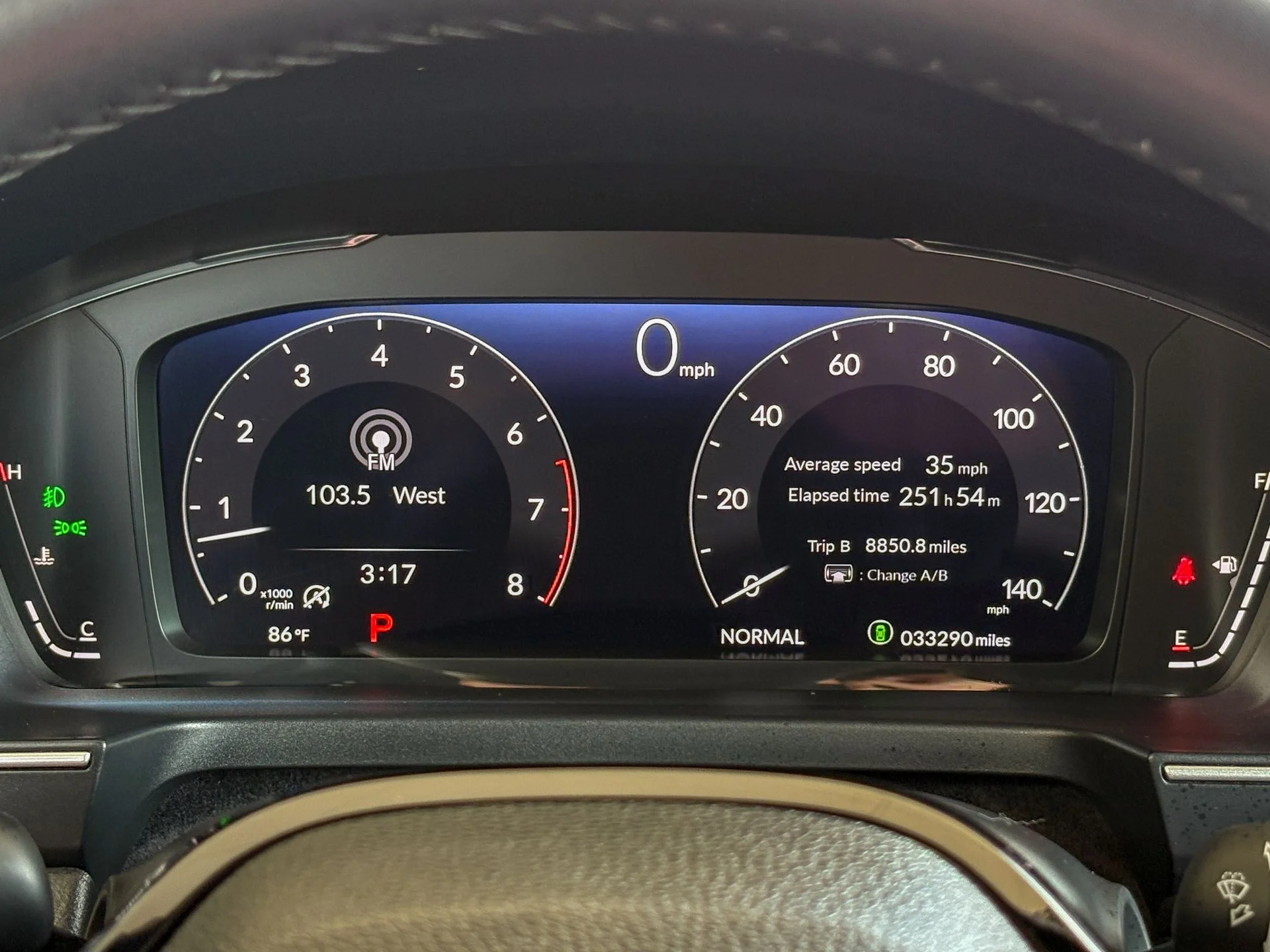 Used 2025  Honda Elite image 19
