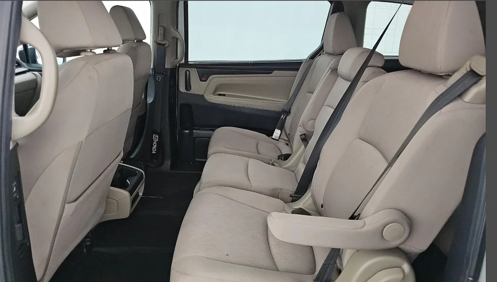 Used 2020  Honda EX image 22