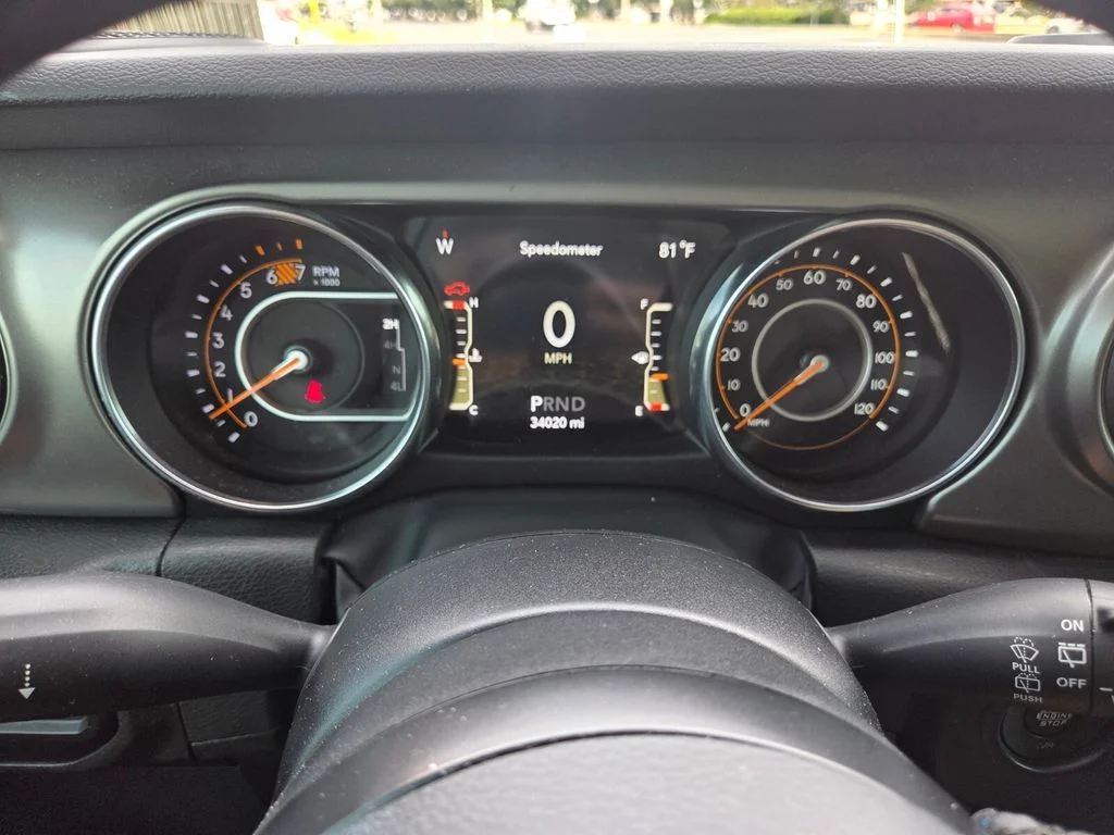 Used 2023 Gray Jeep Sport S image 14