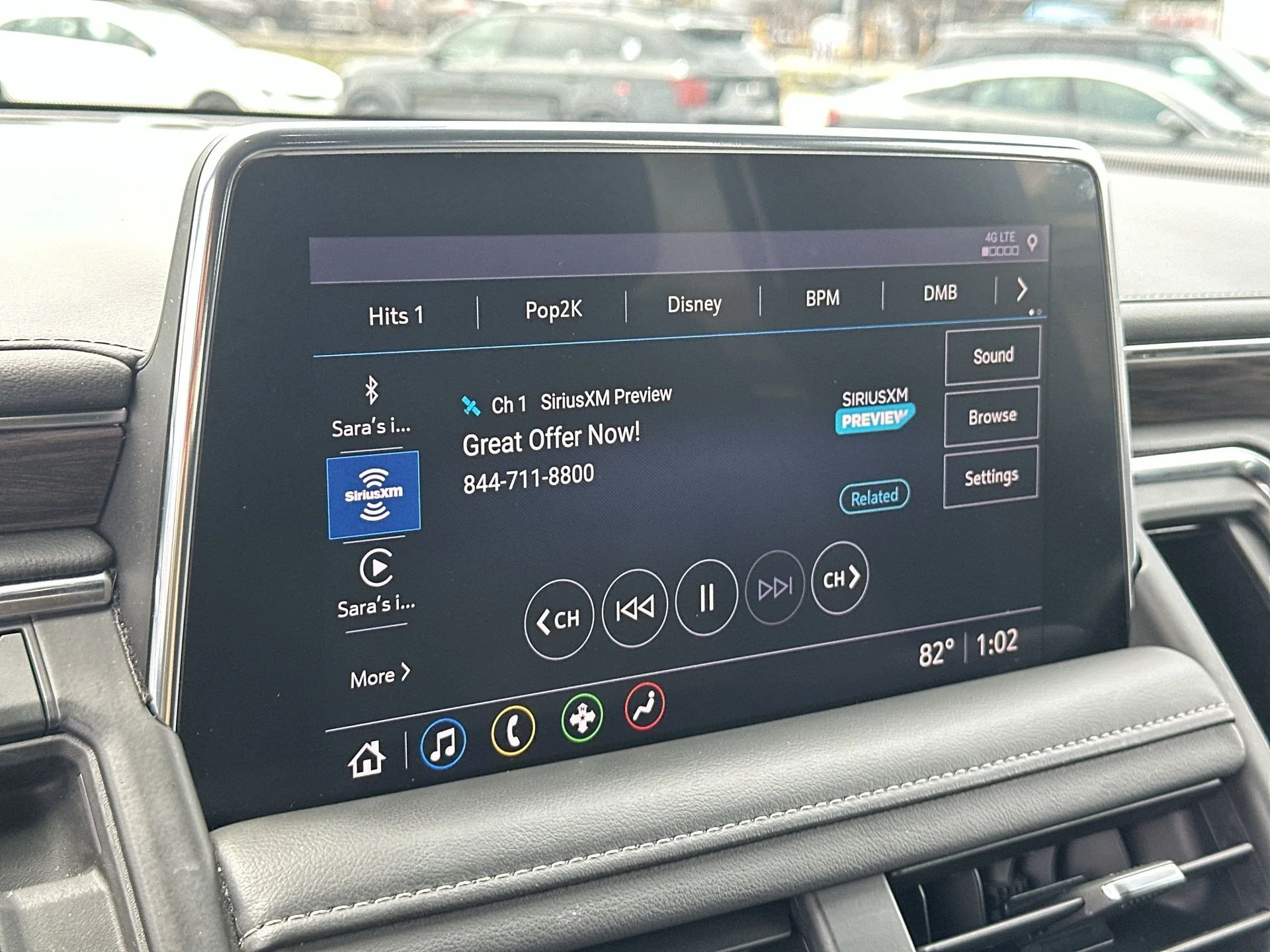 Used 2021 Iridescent Pearl Tricoat Chevrolet LT image 12