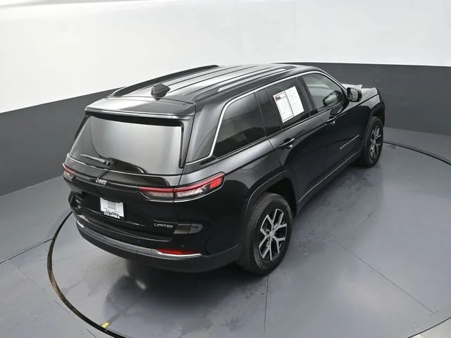 Used 2023 Black Jeep Limited image 17