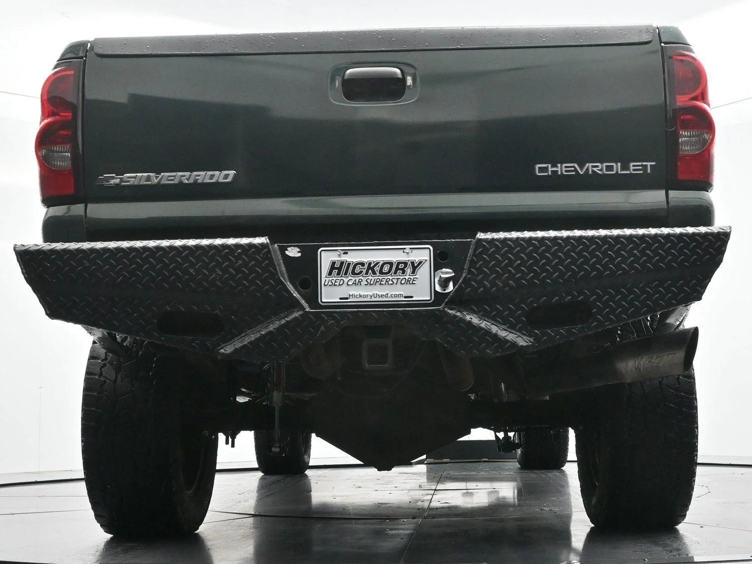 Used 2005 Dark Green Metallic Chevrolet LS image 39