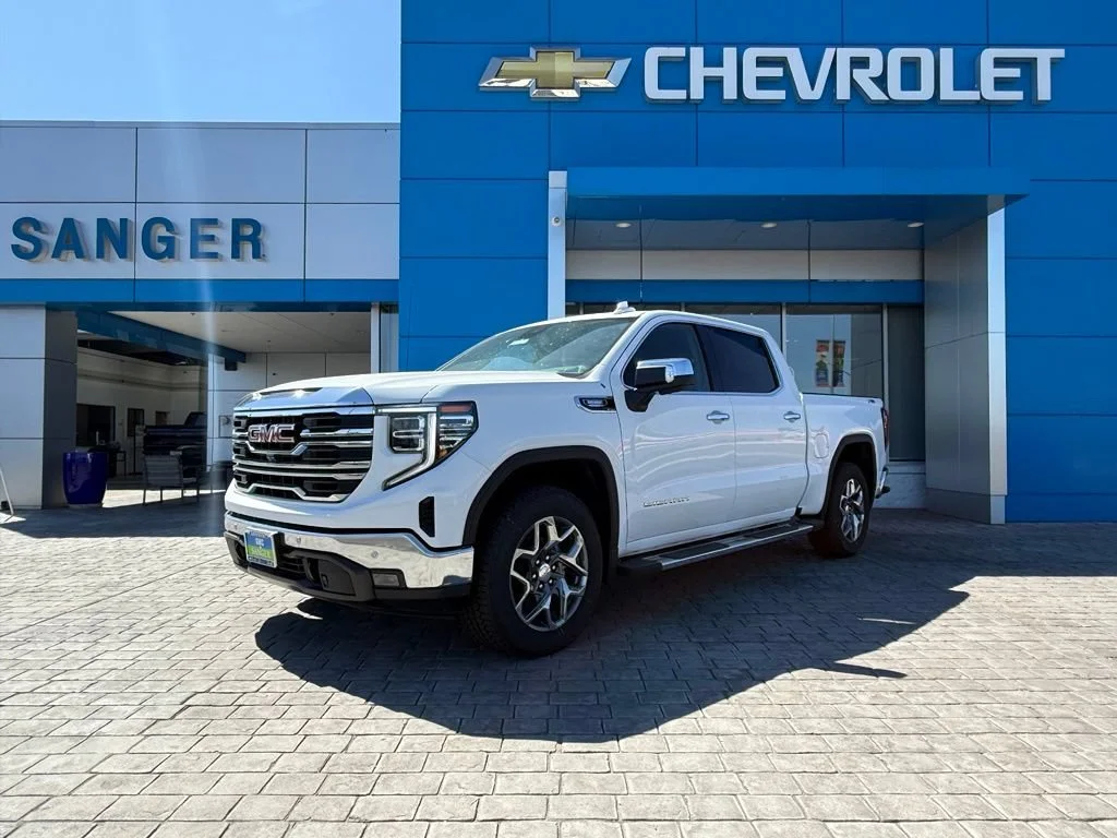 New 2026 Summit White GMC SLT image 2