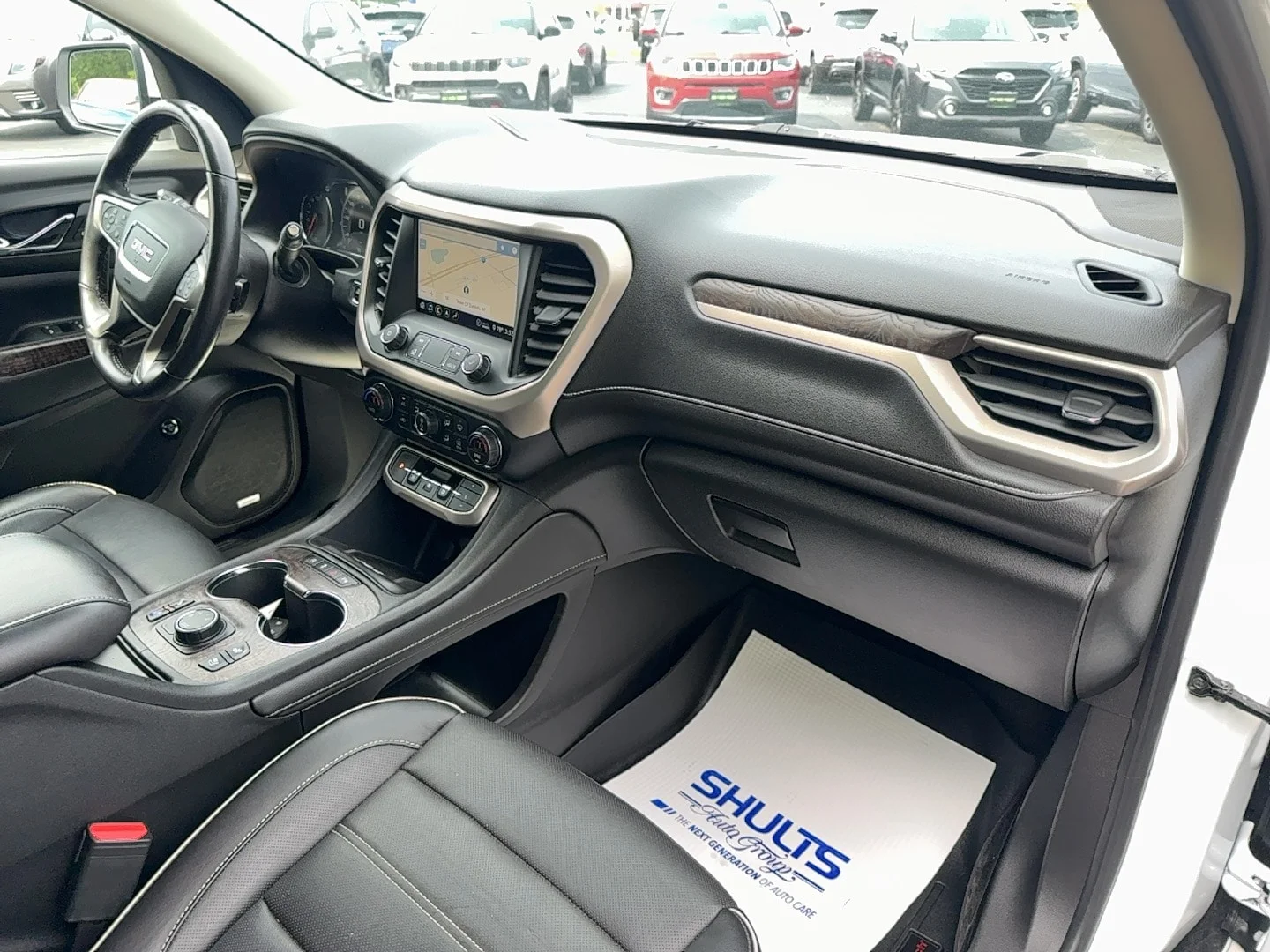 Used 2020 White GMC Denali image 33