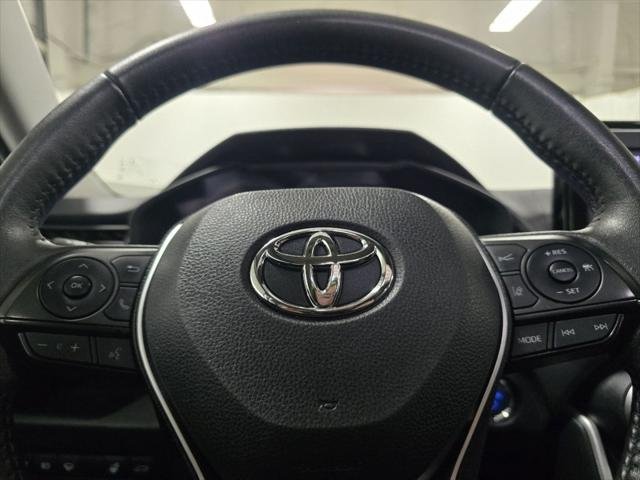 Certified Used 2022 SILVER SKY METALLIC Toyota  image 27