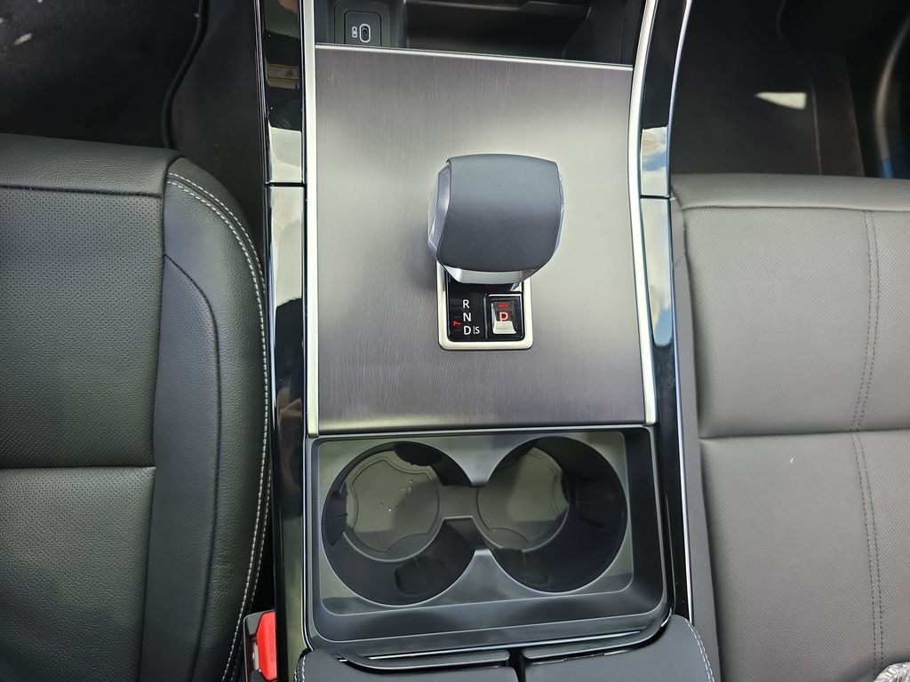 New 2026 Santorini Black LAND ROVER  image 25