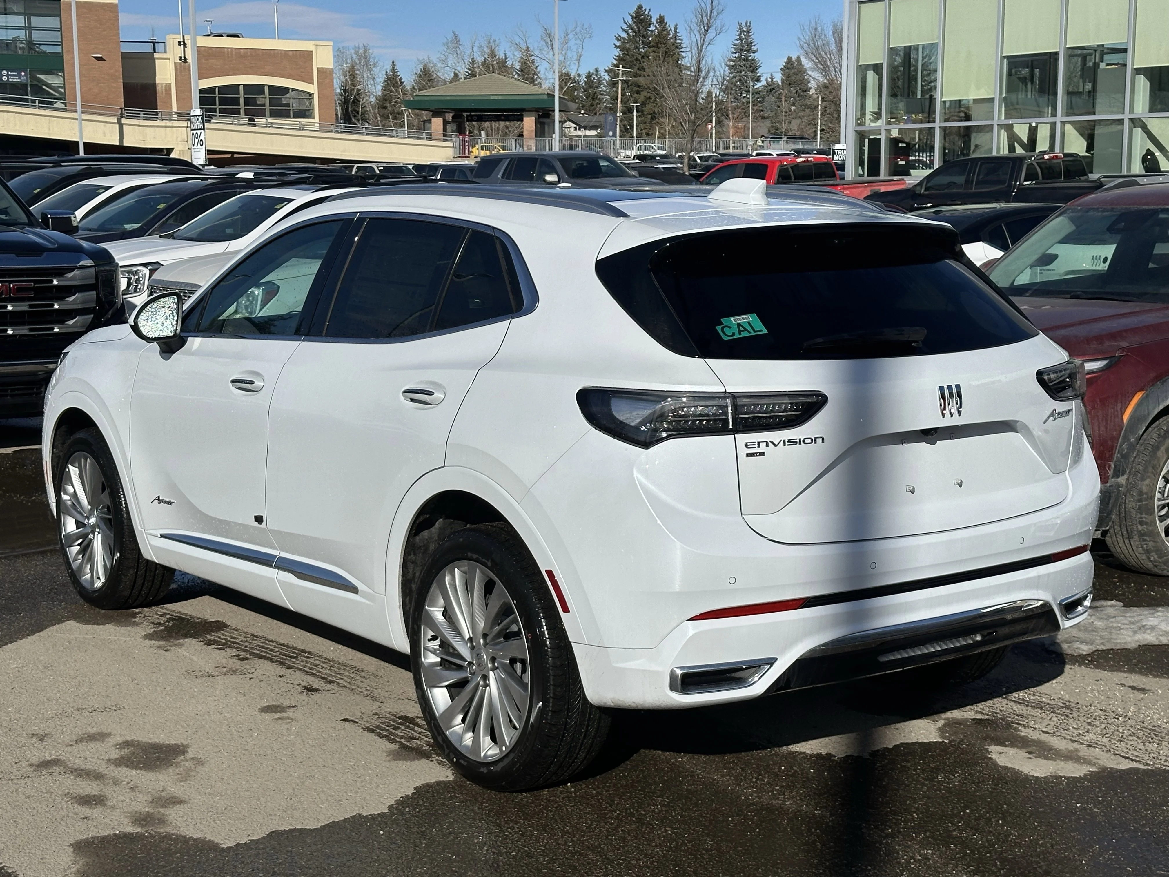 New 2026 Iridescent White Tricoat Buick Avenir image 4
