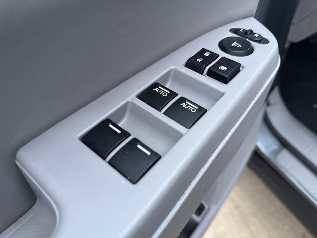Used 2013 Gray Honda EX-L image 11