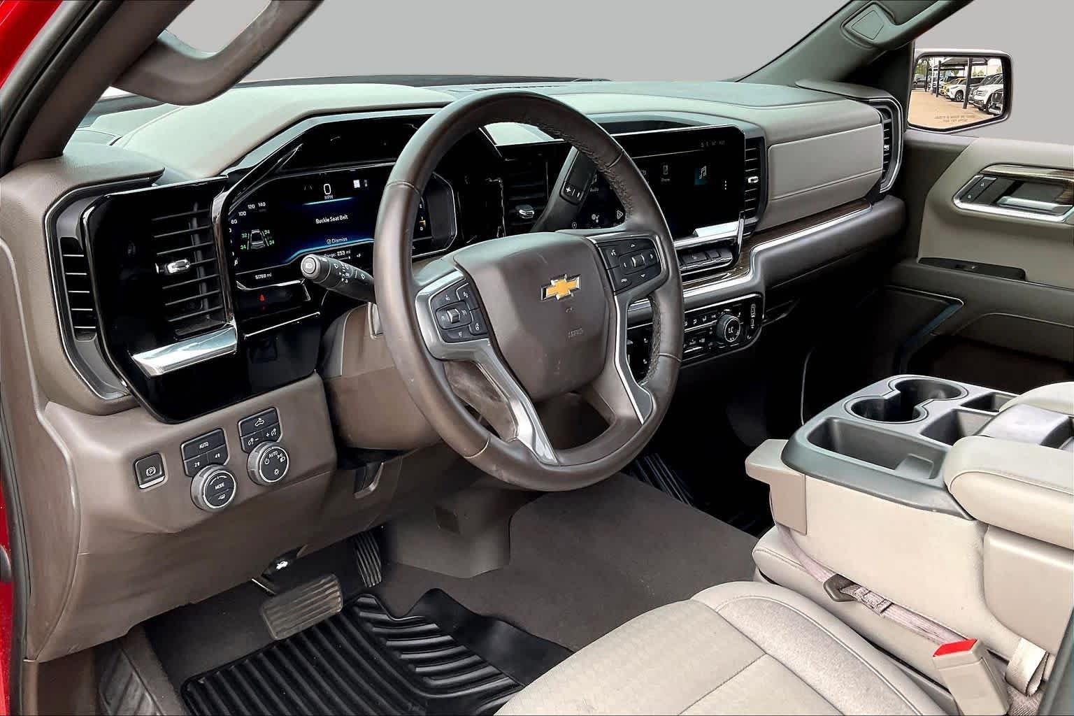 Used 2023 Radiant Red Tintcoat Chevrolet LT image 17