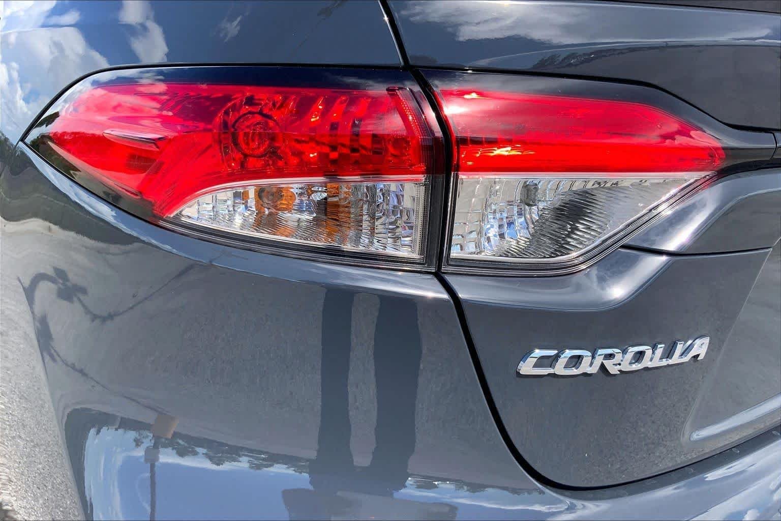 Used 2026 Underground Toyota SE image 28