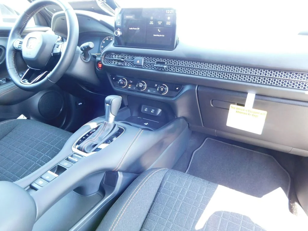 Used 2026  Honda Sport image 17