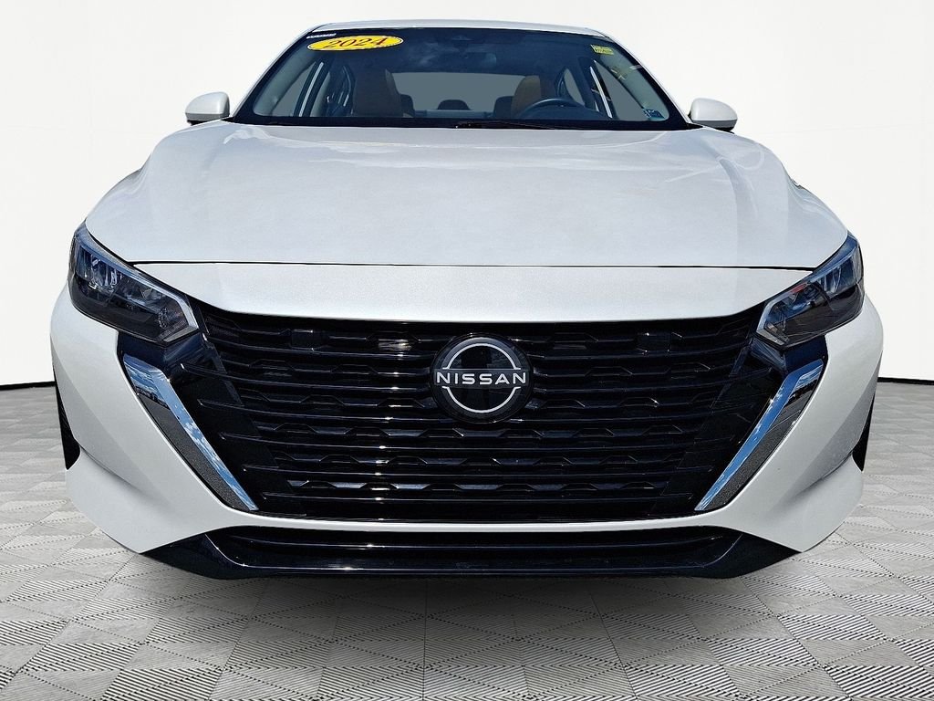 Used 2024 White Nissan SV image 2